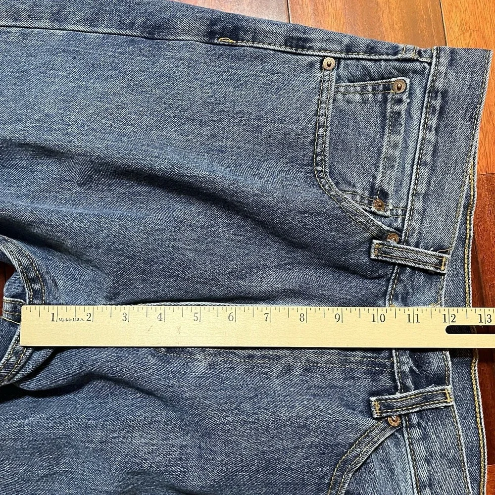 Levis Jeans Mens 34x30 Blue Medium Wash 100% Cotton Regular Fit TRUE TO SIZE EUC